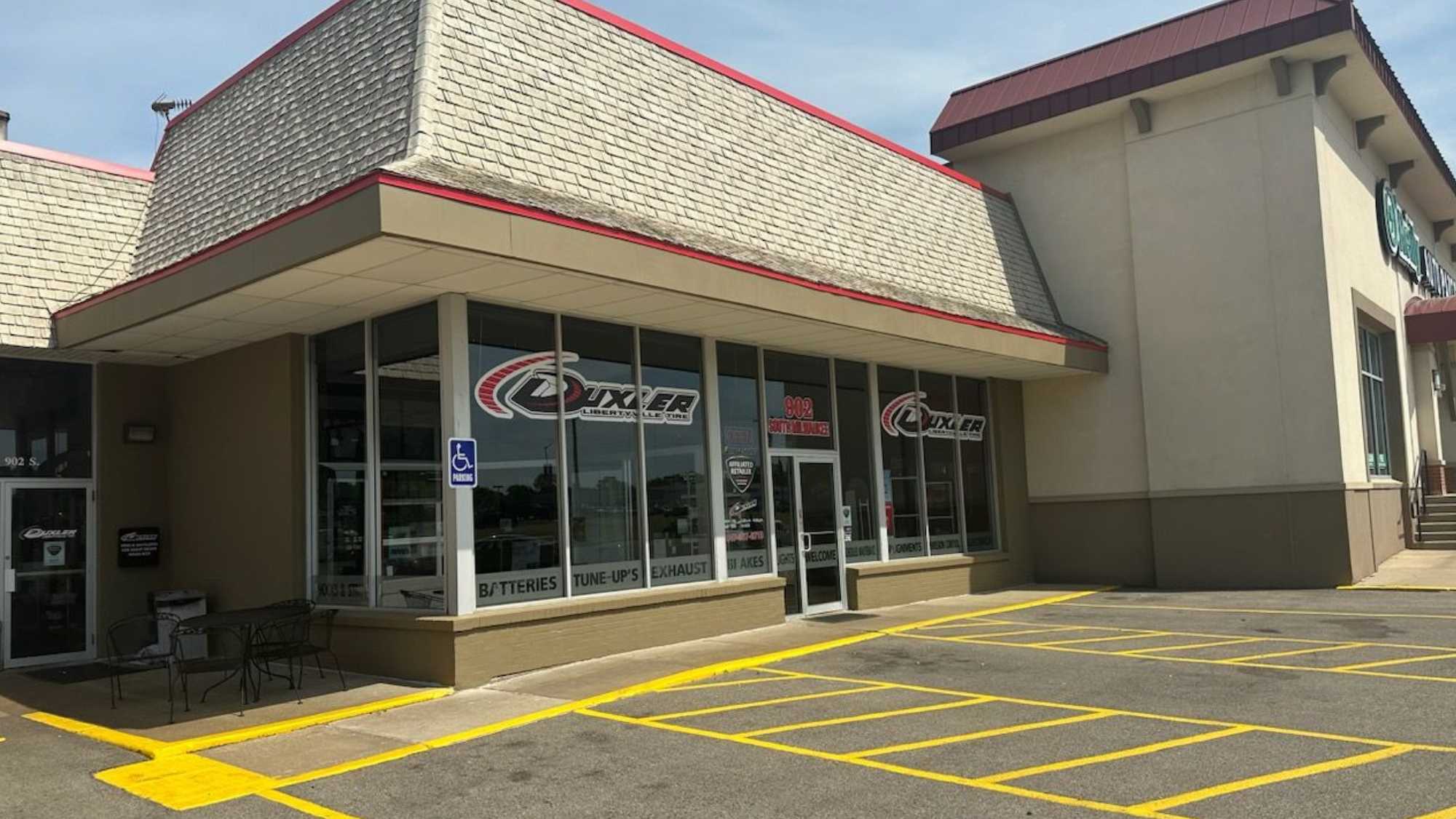 Heart Certified Auto Care Libertyville exterior formerly Duxler Tire